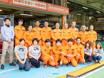 さわやかな笑顔でお客様と接します！